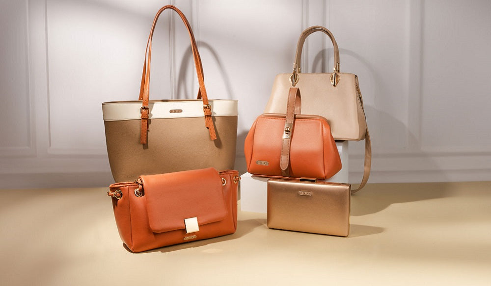 Bolsos y carteras para mujer