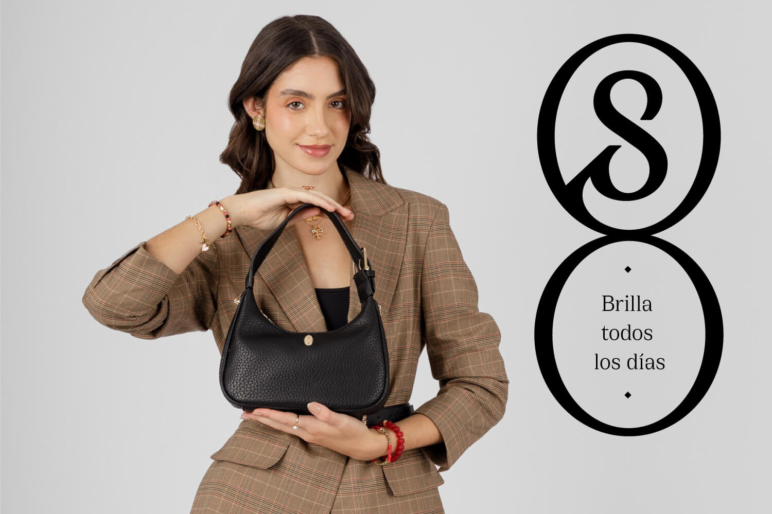 ¿Qué llevar en mi cartera? 10 básicos que toda Sifrahamiga debe tener