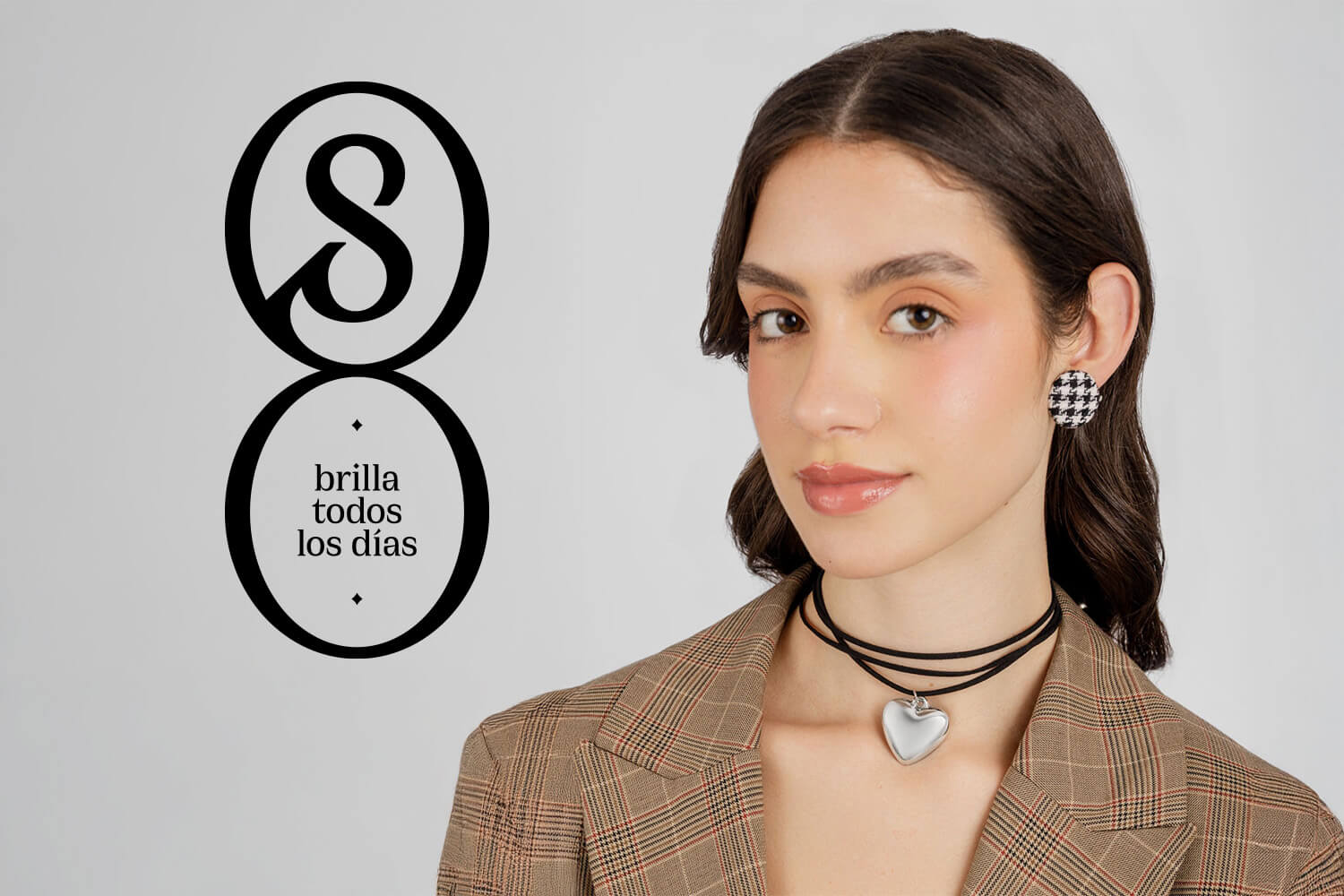 Diferencia entre collar y gargantilla: Descubre cuál resalta más tu estilo