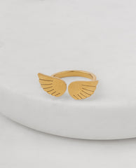 Anillo de acero alas de ángel