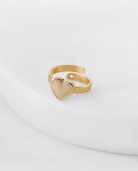 Anillo corazón dorado premium
