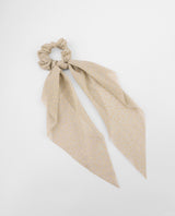 Colet beige con pañuelo