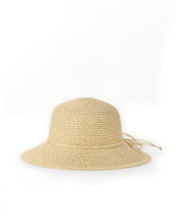 Sombrero tejido beige con lazo
