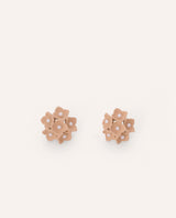 Aretes pegados de flor rosa