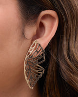 Arete moda mariposa dorado