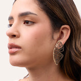 Arete moda mariposa dorado