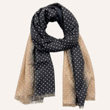 Chalina de Cashmere con Diseño de Lunares