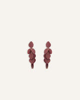 Aretes Largos Trendy Hojas en Cascada Burgundy