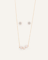 Set Collar + Arete Premium Zircón Flores Dorado