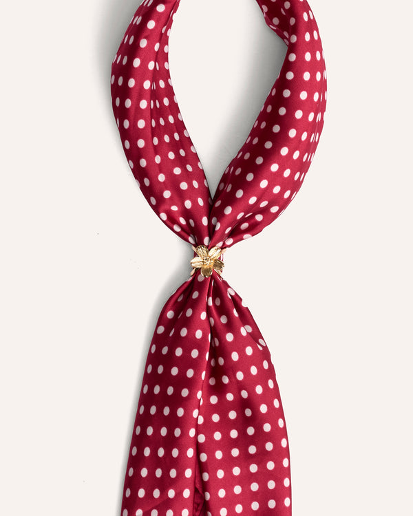 Pañuelo con Broche Lunares Rojo