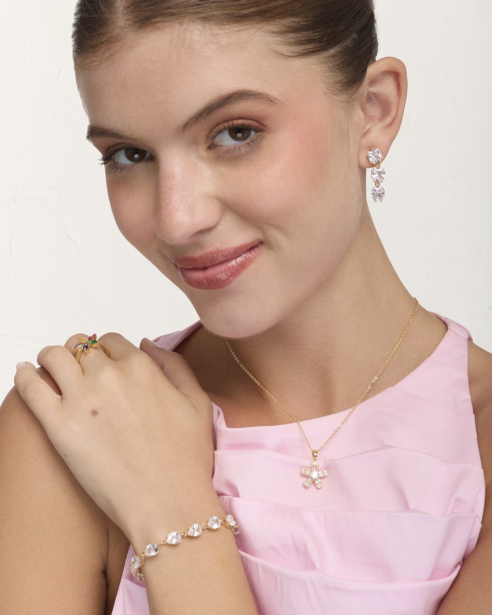 Aretes Premium Zircón Brillo Dorado