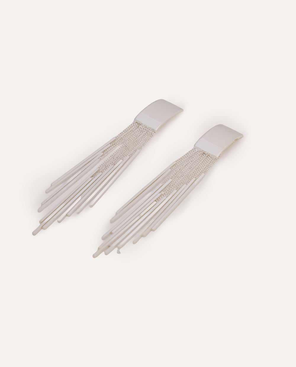 Aretes Largos Trendy Estela Plateado – foto 3