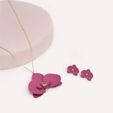 Set Collar + Arete Trendy Pétalos Fucsia – miniatura