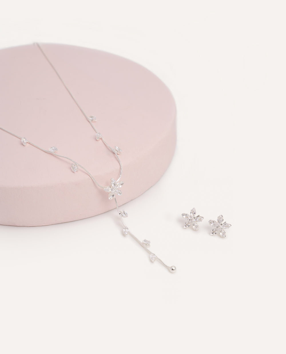 Set Collar + Arete Trendy Lumina Plateado – foto 2