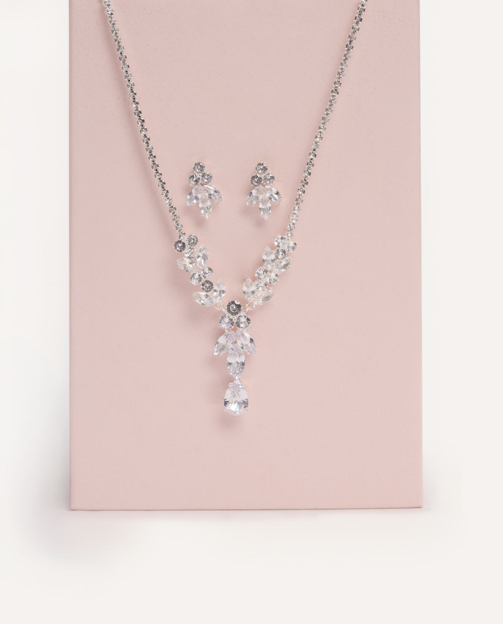 Set Collar + Arete Trendy Cristal Plateado – foto 3