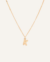 Collar Premium Bañado en Oro Letra K Dorado
