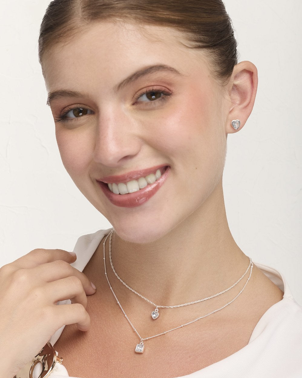 Set Collar + Arete Premium Bañado en Plata Doble Cadena Heart – vista 2